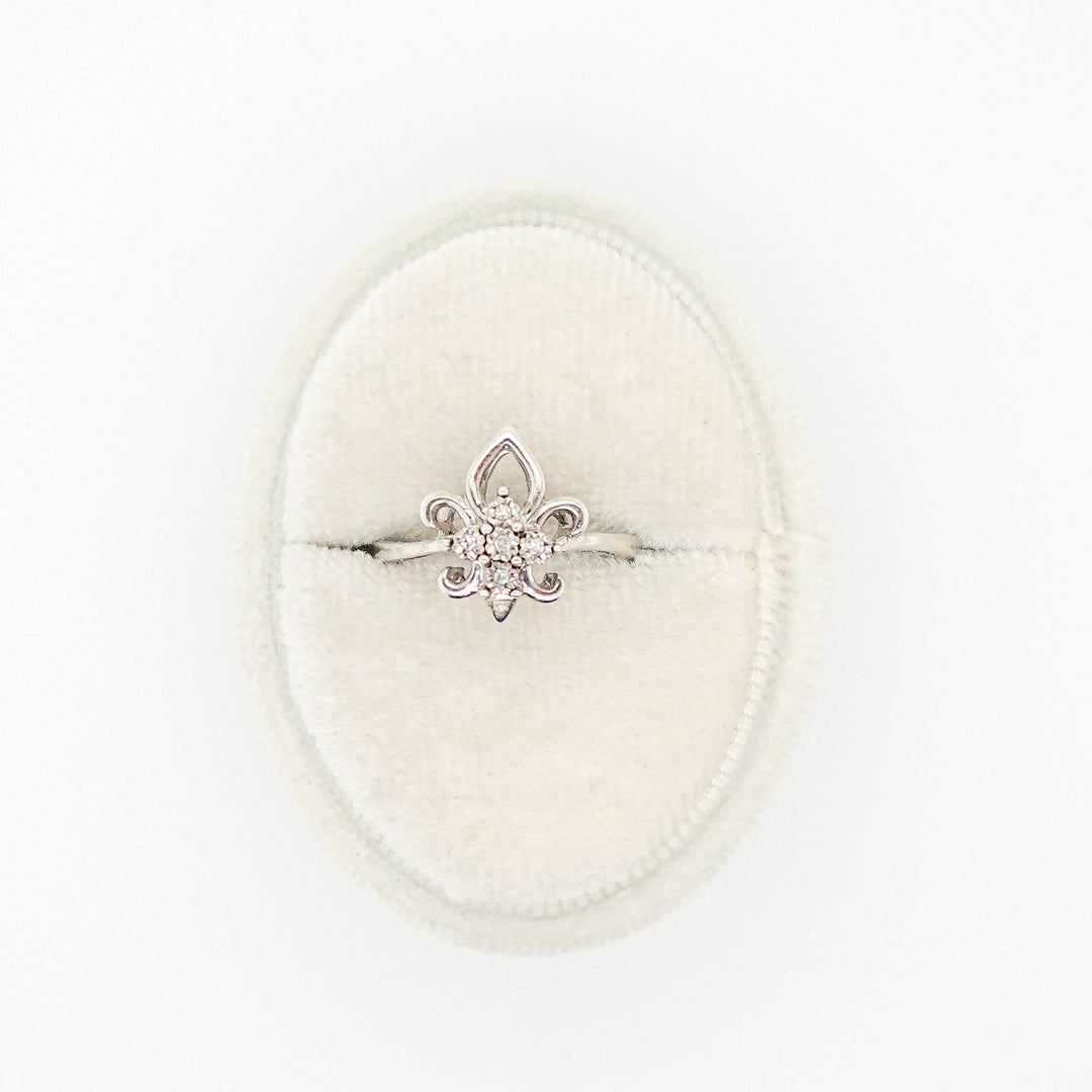 Sterling Silver Fleur-de-Lis Ring with Diamond Accents
