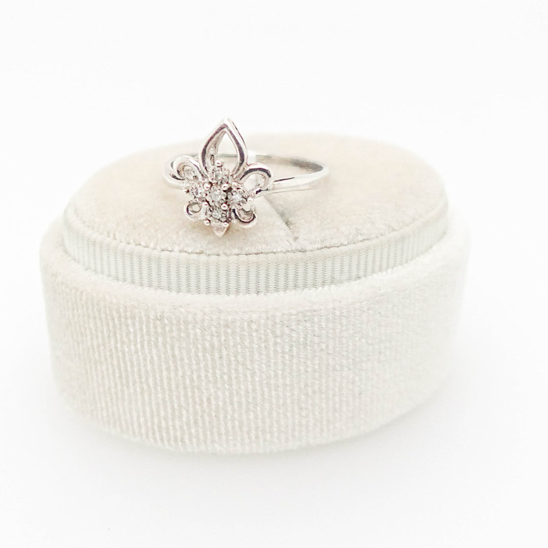 Sterling Silver Fleur-de-Lis Ring with Diamond Accents