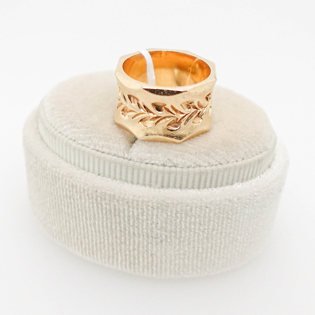 Engraved Heart Detail Cigar Band