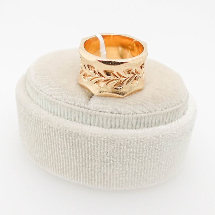 Engraved Heart Detail Cigar Band