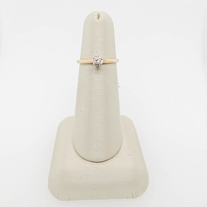 Round Solitaire Ring with White Head