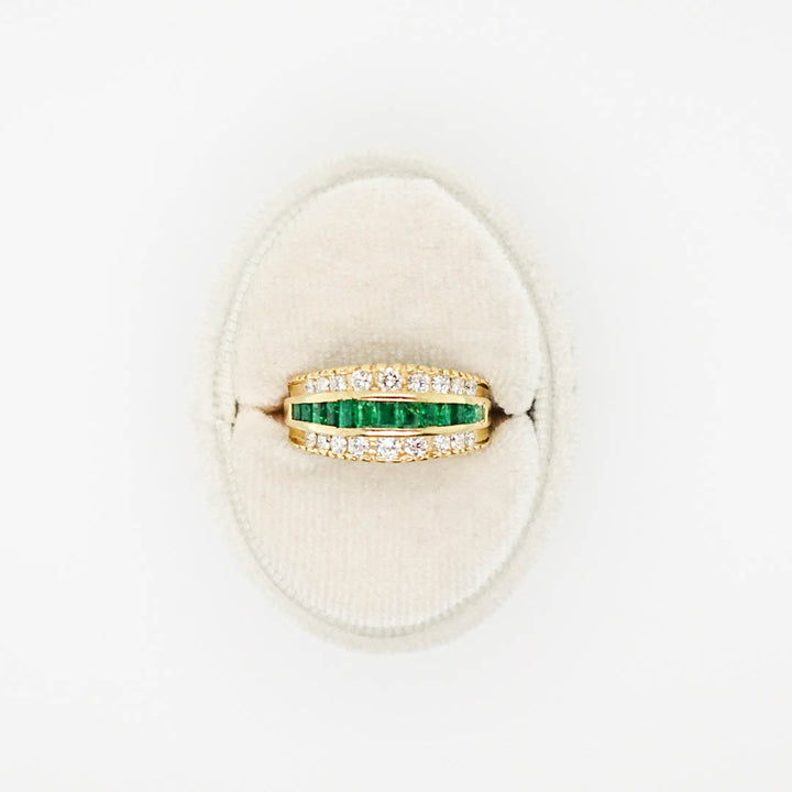 Baguette Emerald and Round Diamond Ring