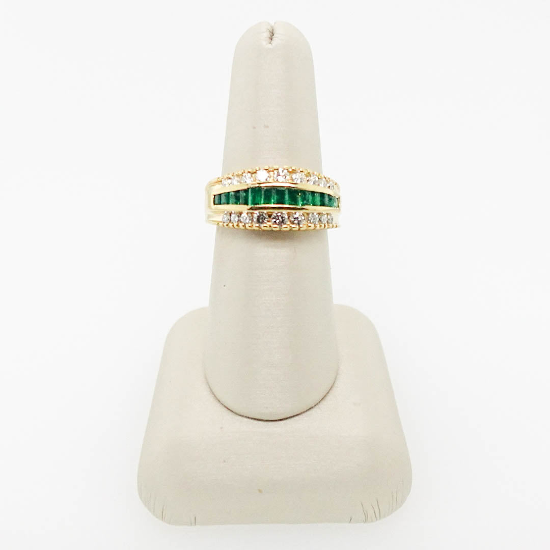 Baguette Emerald and Round Diamond Ring