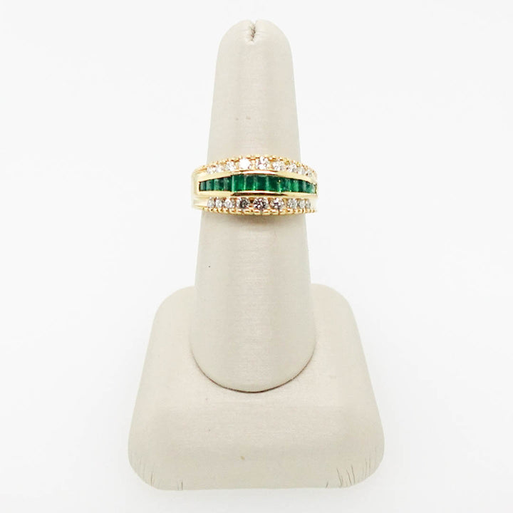 Baguette Emerald and Round Diamond Ring