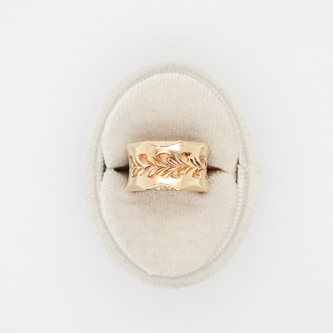 Engraved Heart Detail Cigar Band - Acadian Estates & CustomRing