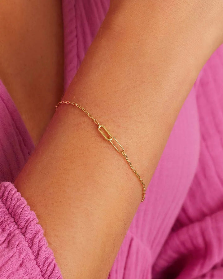 Interlocking Paperclip Bracelet - Acadian Estates &amp; CustomBracelet