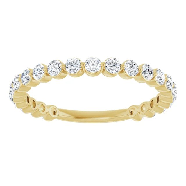 Round Diamond Shared-Prong Band - Acadian Estates &amp; Custom